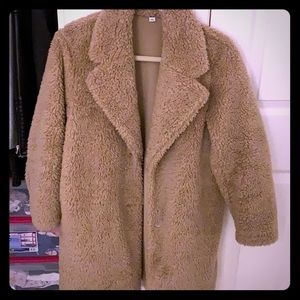 Uniqlo fluffy fleece coat